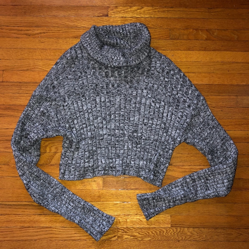 Forever 21 cropped turtle neck sweater